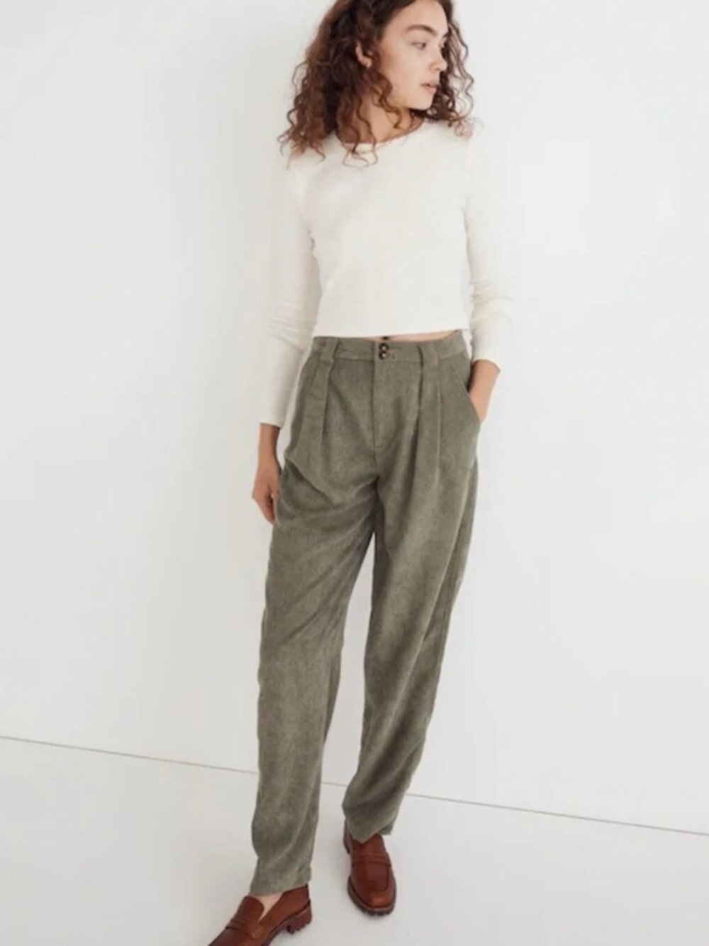 Madewell Pleated Lightweight Corduroy Pants - Olive Green
